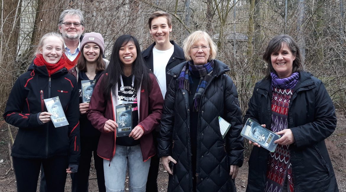 Foto Übergabe Ausschnitt