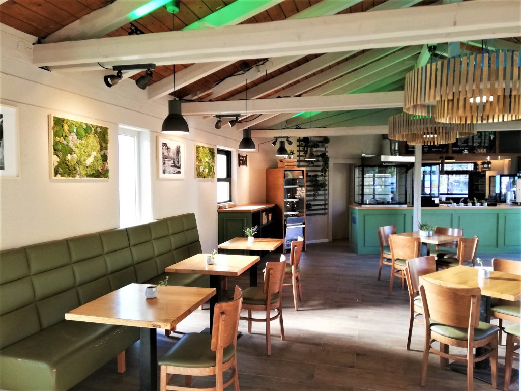 Neuer Look für das Café Eulenpick und verlängerte Öffnungszeiten für